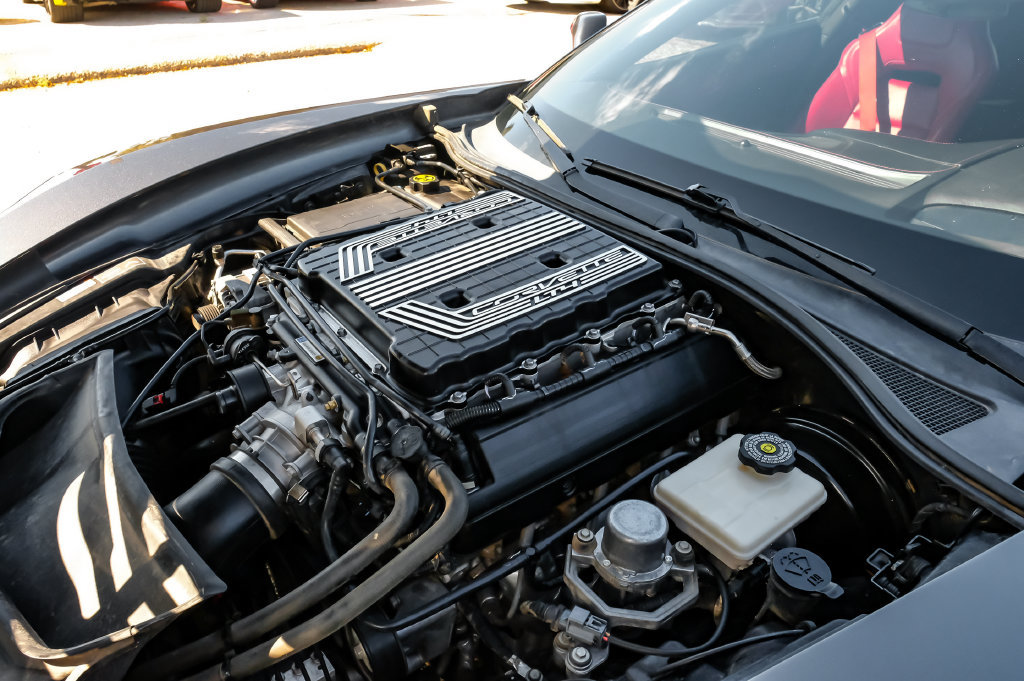 Used 2018 Chevrolet Corvette Z06 RWD image 36
