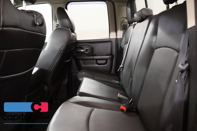 Used 2016 RAM 1500 Laramie AWD/4WD image 33