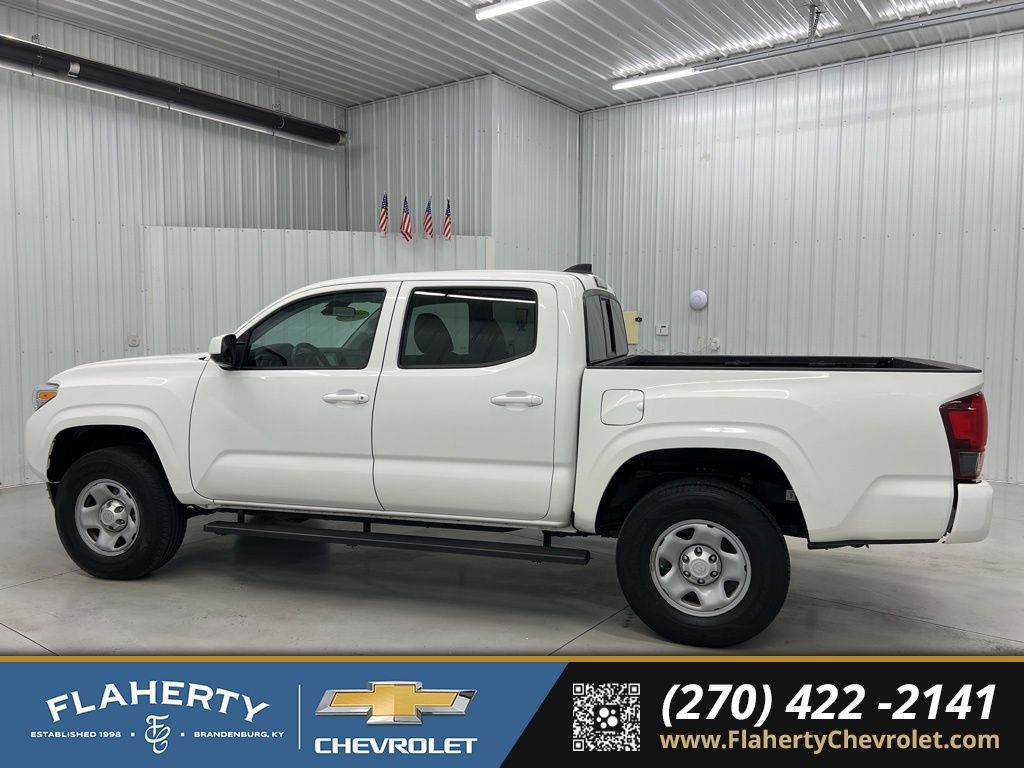 Used 2023 Toyota Tacoma SR image 5