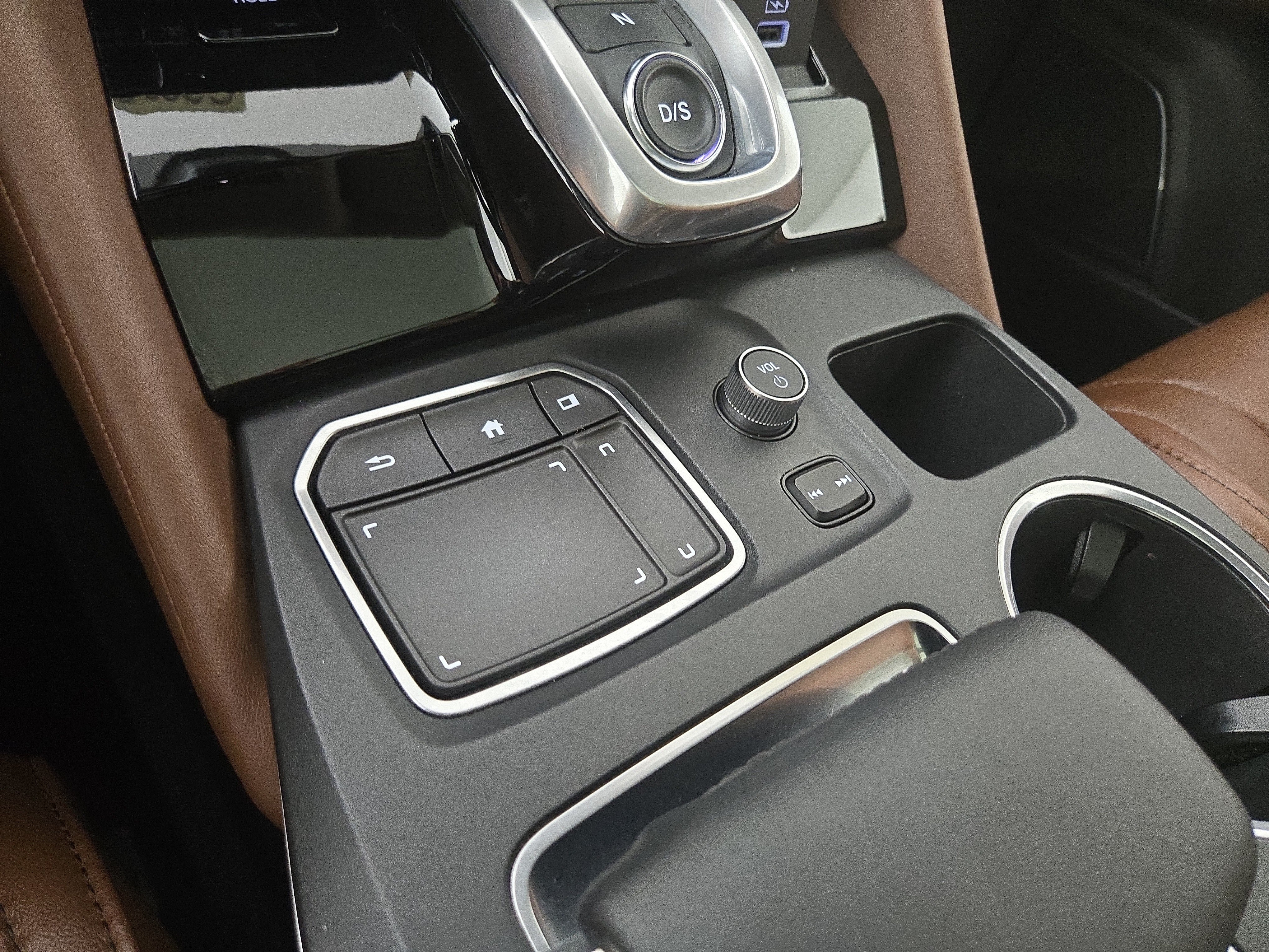 Used 2022 Acura MDX SH-AWD w/ Technology Package image 30