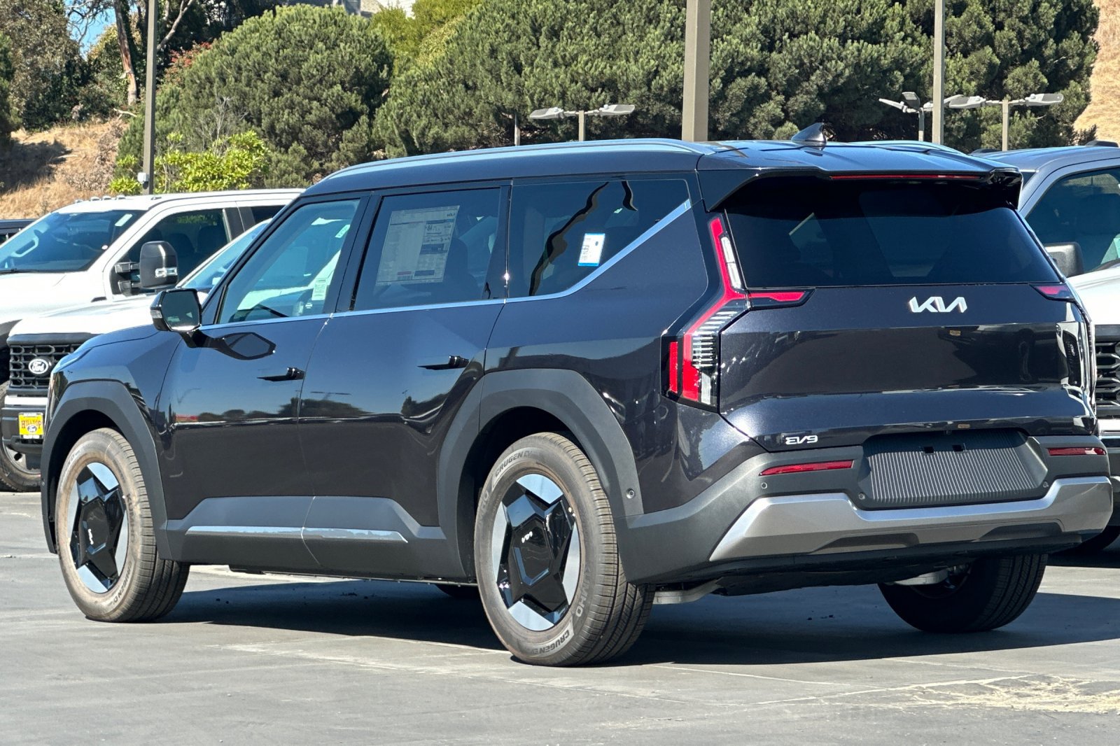New 2026 Kia EV9 Wind AWD/4WD image 6