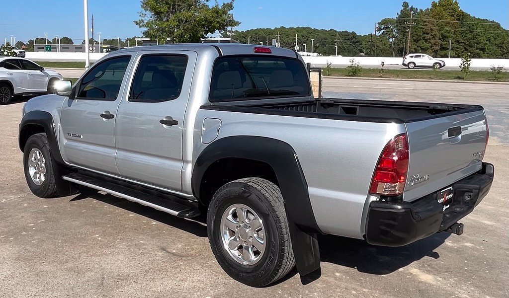 Used 2008 Toyota Tacoma PreRunner RWD image 3
