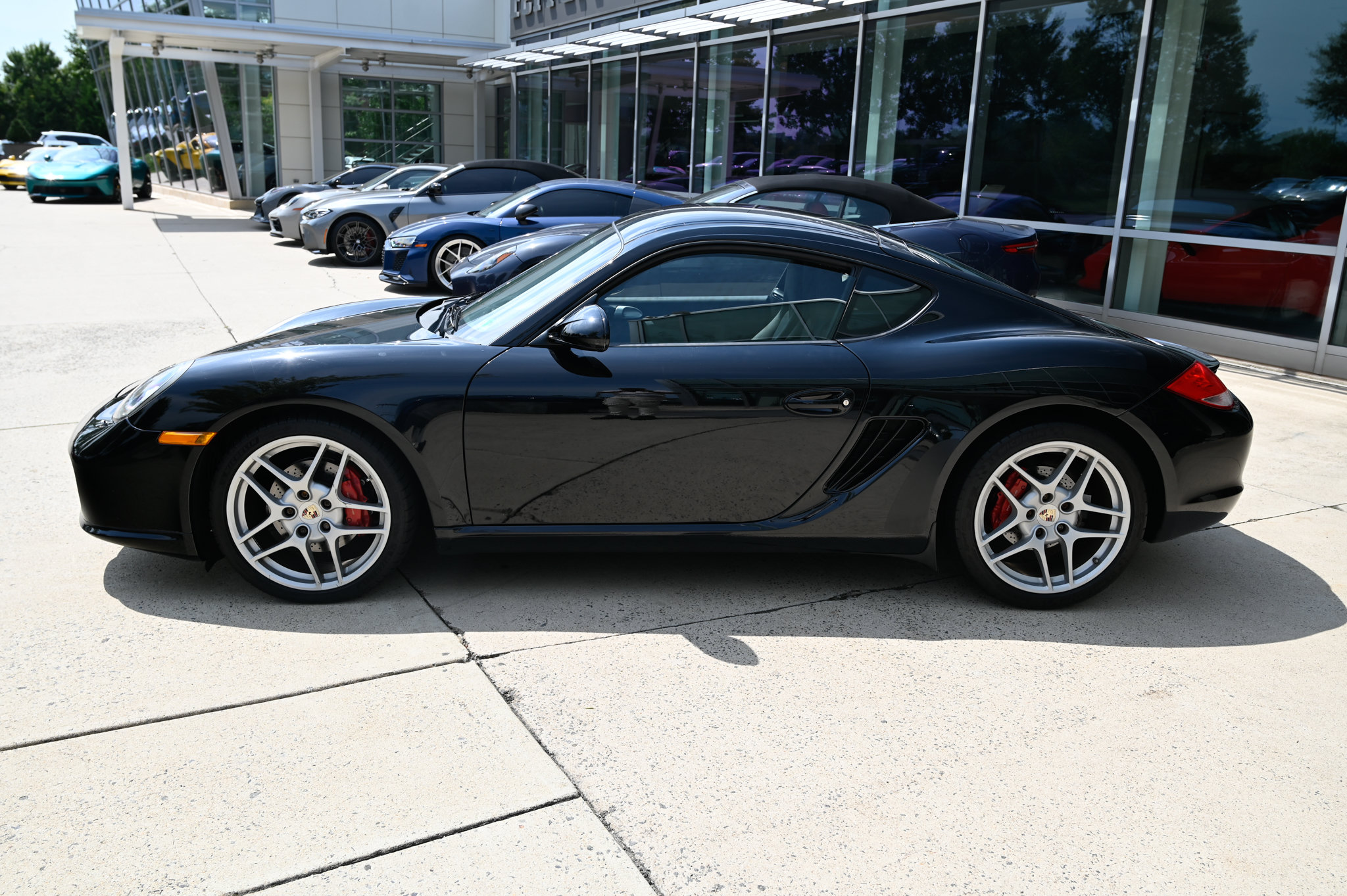 Used 2011 Porsche Cayman S RWD image 8
