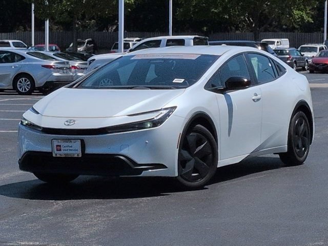 Certified 2025 Toyota Prius LE FWD image 2