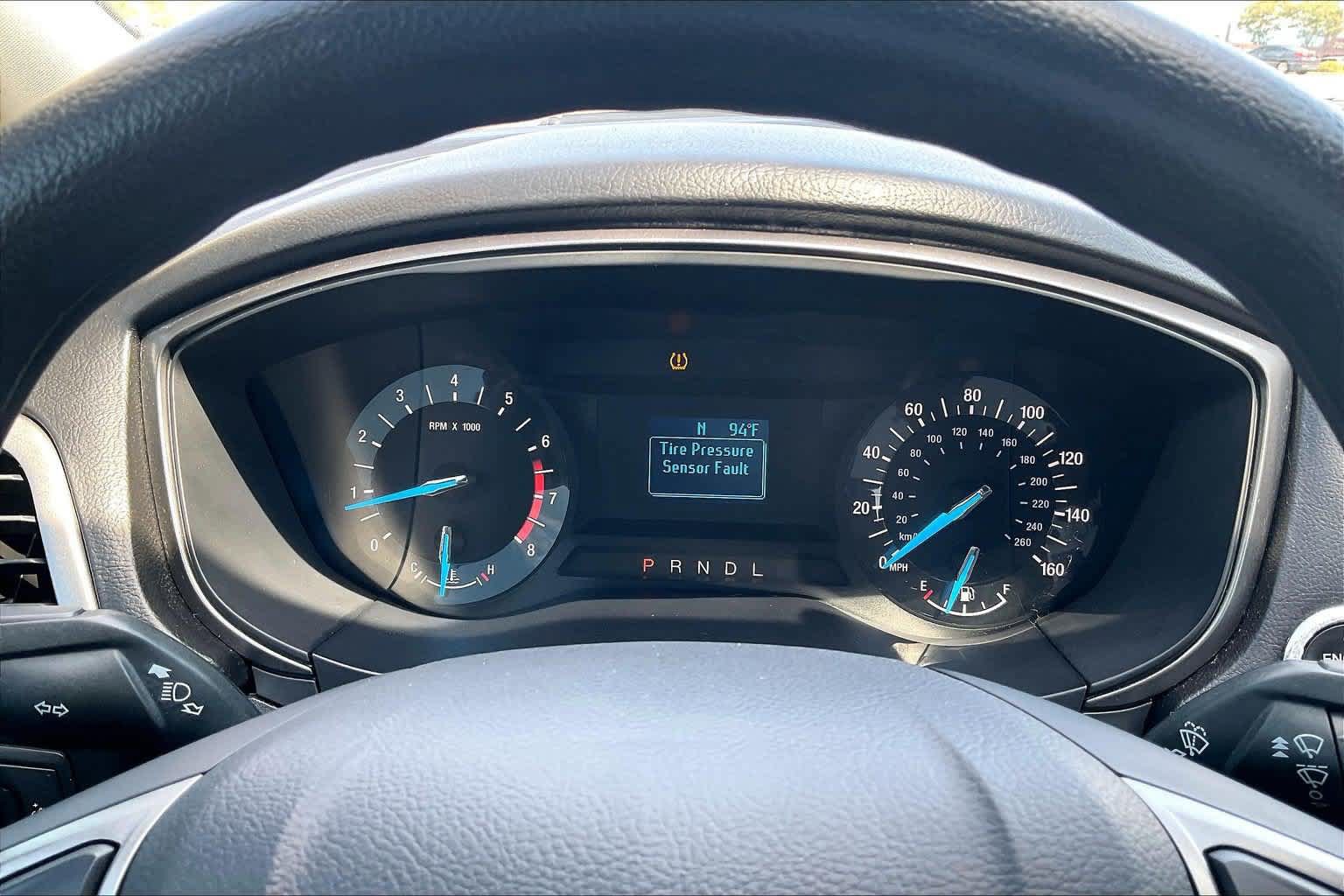 Used 2017 Ford Fusion S FWD image 15
