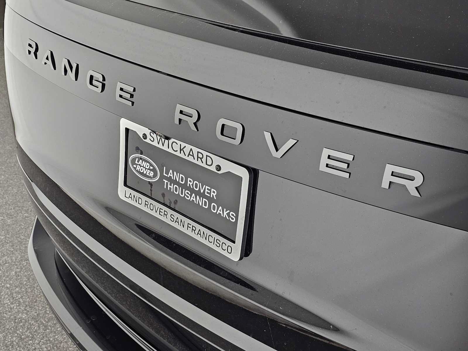 Used 2023 Land Rover Range Rover Long Wheelbase SE AWD/4WD image 14