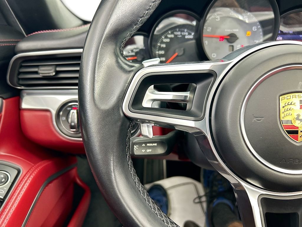Used 2019 Porsche 911 Carrera S image 11