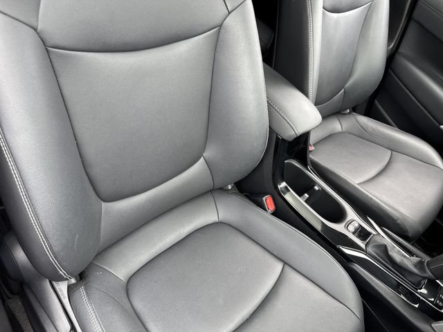 Used 2023 Toyota Corolla Cross XLE w/ Convenience Package AWD/4WD image 27