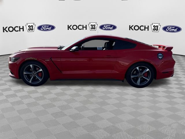 Used 2016 Ford Mustang Coupe RWD image 4