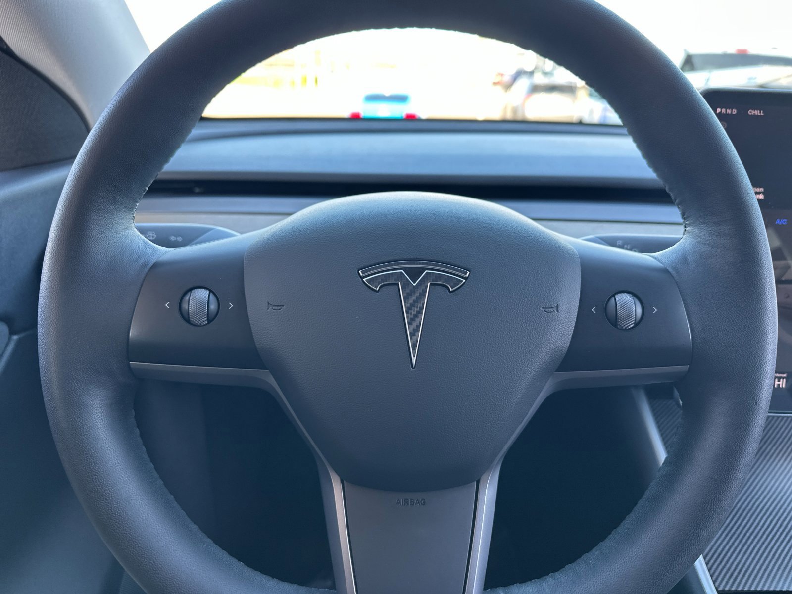 Used 2021 Tesla Model Y Standard Range image 22