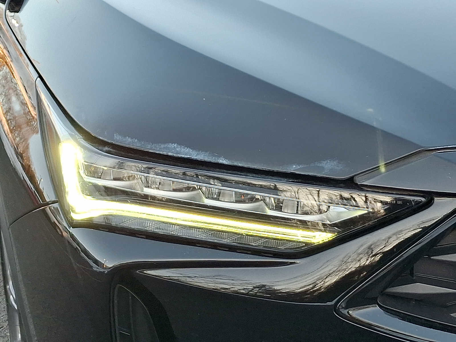 Used 2023 Acura MDX A-Spec image 9