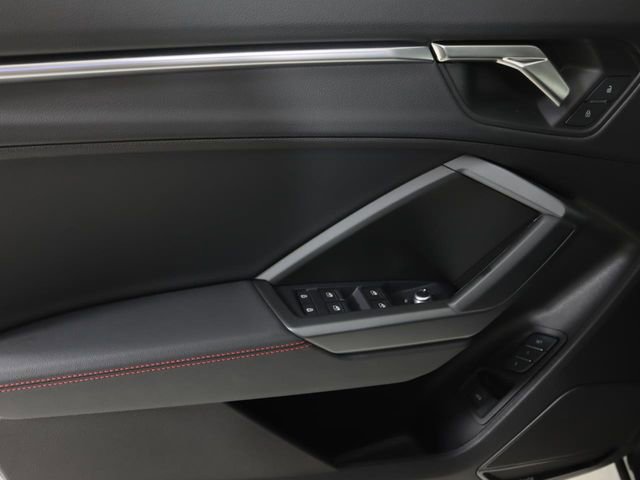 Certified 2025 Audi Q3 2.0T Premium Plus w/ Premium Plus Package image 11