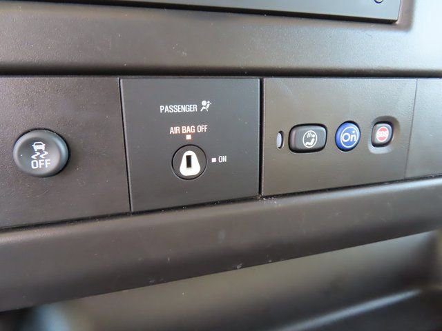 Used 2024 Chevrolet Express 2500 w/ Driver Convenience Package image 31