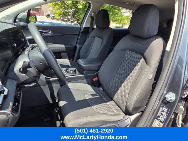 Used 2024 Kia Sportage LX FWD image 8