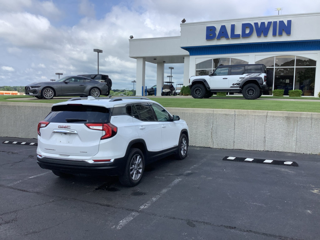 Used 2022 GMC Terrain SLT AWD/4WD image 7