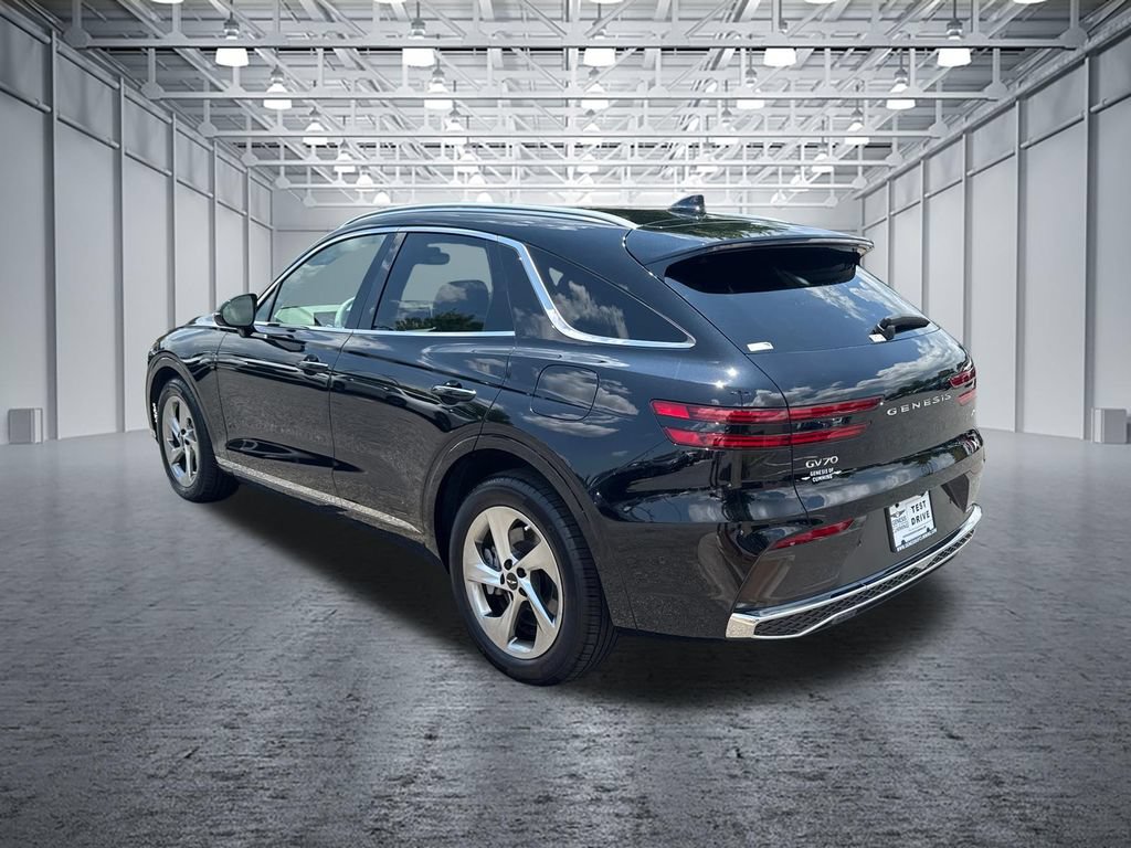Used 2026 Genesis GV70 2.5T Advanced AWD/4WD image 6