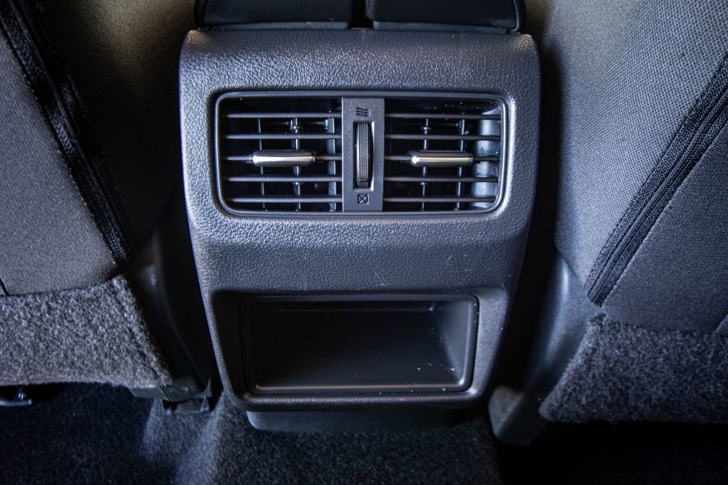 Used 2021 Nissan Rogue S image 27