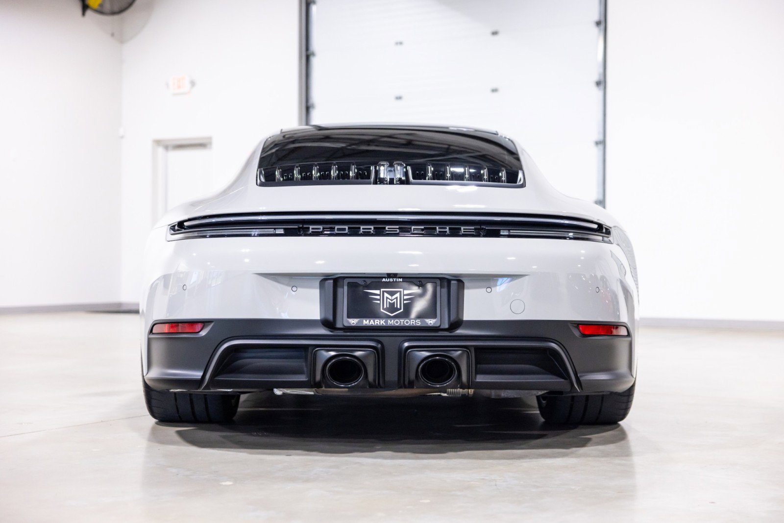 Used 2025 Porsche 911 Carrera 4 GTS AWD/4WD image 5