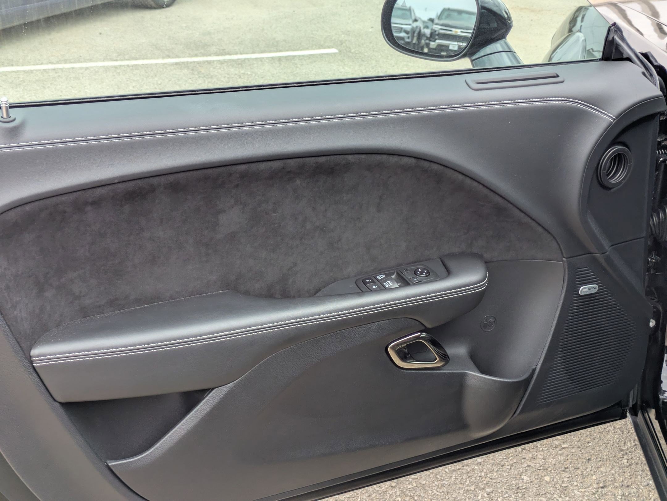 Used 2020 Dodge Challenger SRT Hellcat Redeye image 11