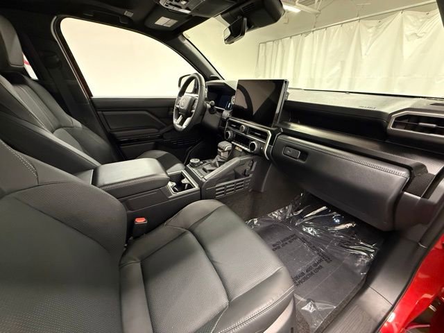 Certified 2025 Toyota 4Runner Limited AWD/4WD image 9