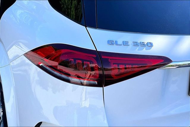 Used 2021 Mercedes-Benz GLE 350 4MATIC image 26