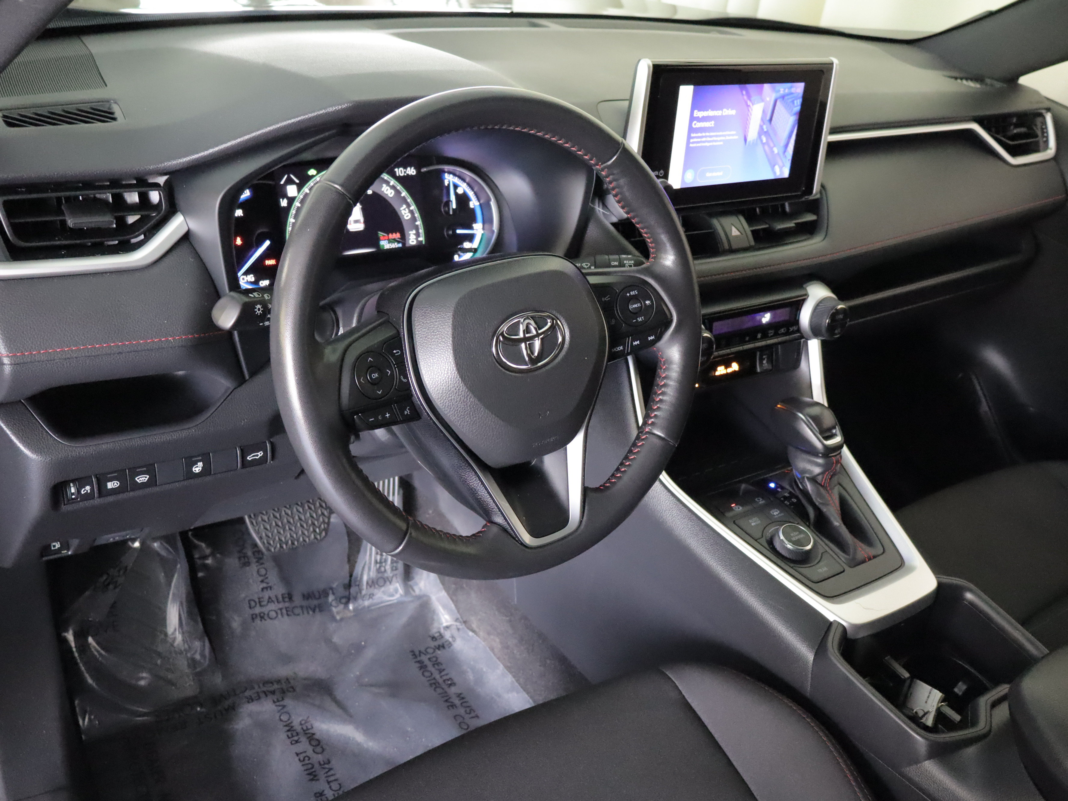 Used 2023 Toyota RAV4 SE w/ Weather & Moonroof Package AWD/4WD image 11