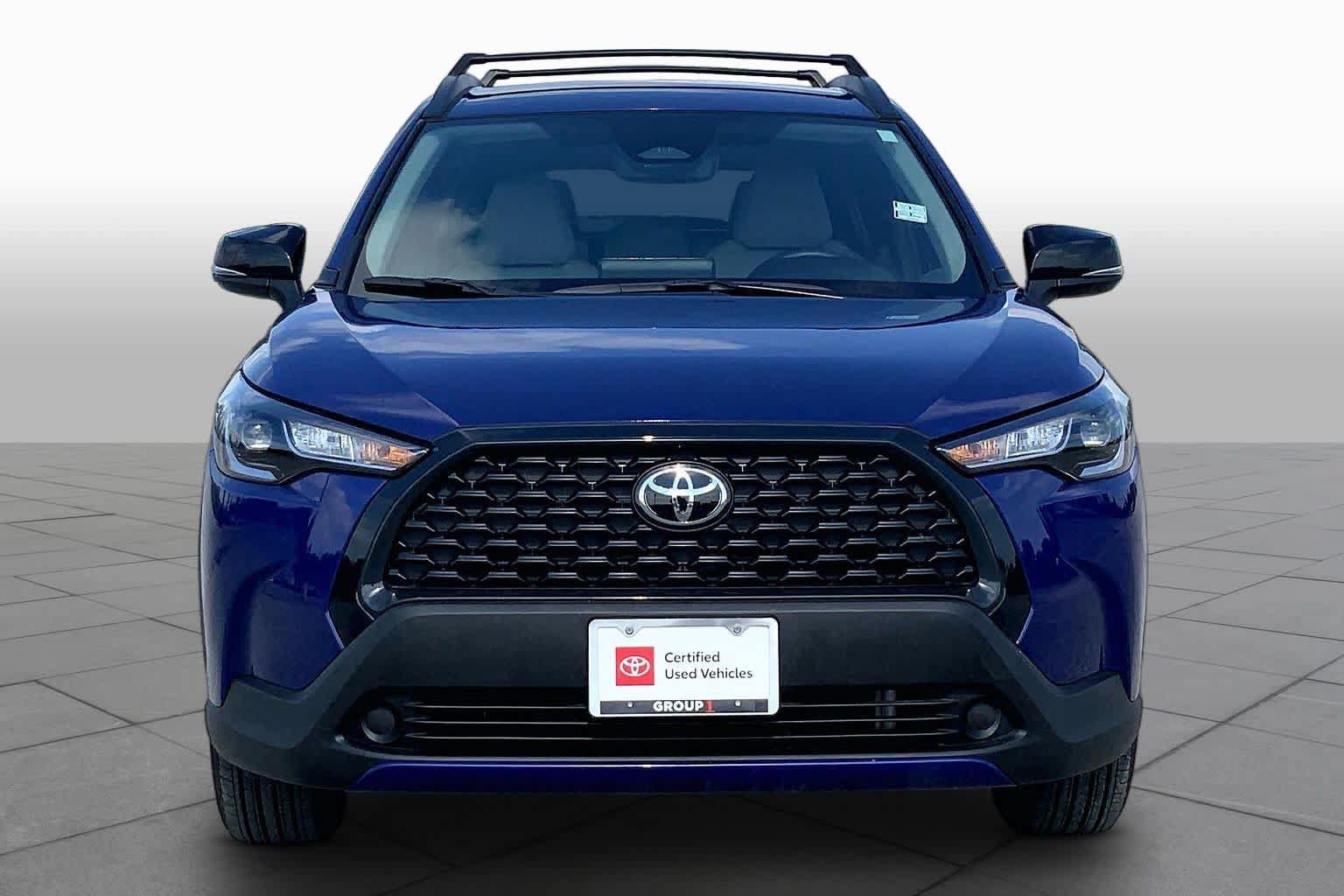 Certified 2025 Toyota Corolla Cross LE FWD image 4