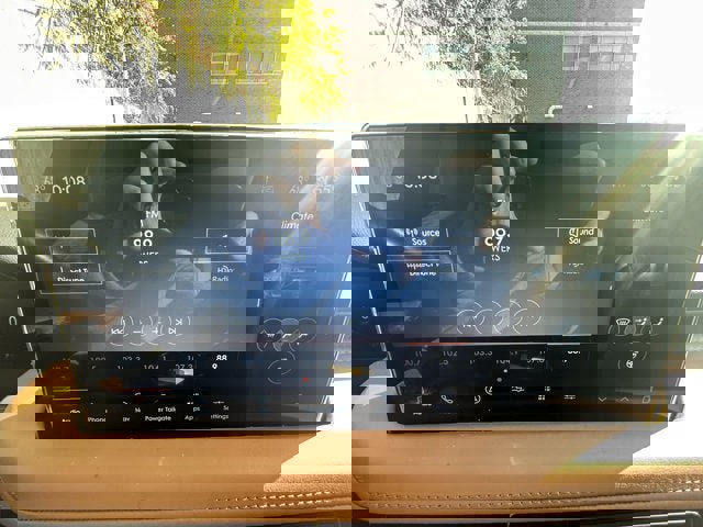 Used 2023 Lincoln Nautilus Black Label w/ Cargo Utility Package image 16