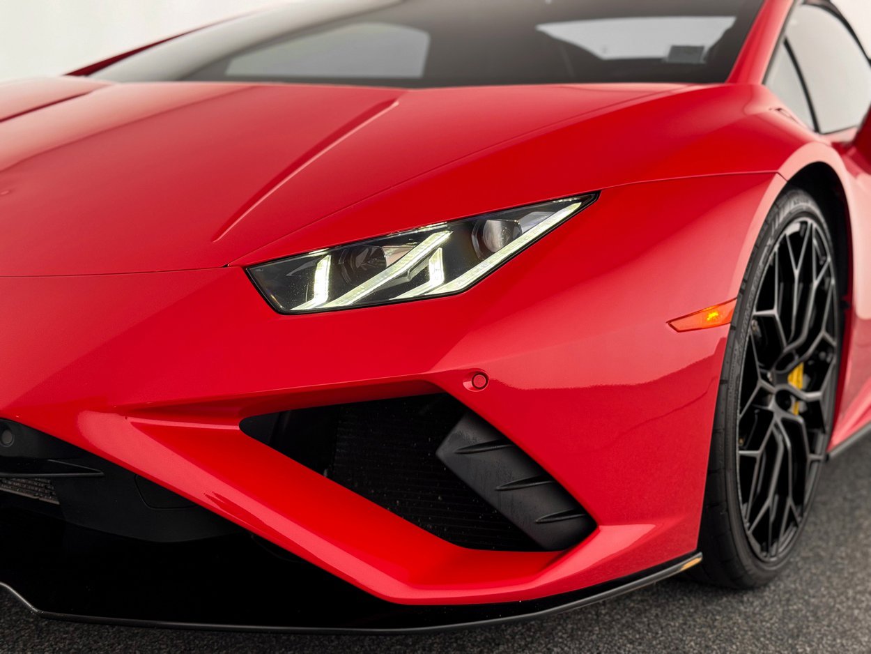 Used 2023 Lamborghini Huracan EVO image 44