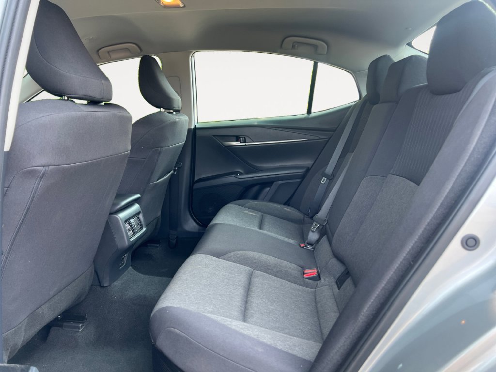 Used 2025 Toyota Camry LE FWD image 13