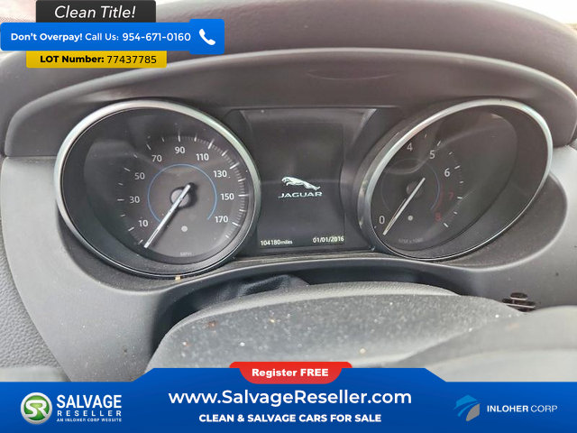 Used 2018 Jaguar XE Prestige RWD image 12