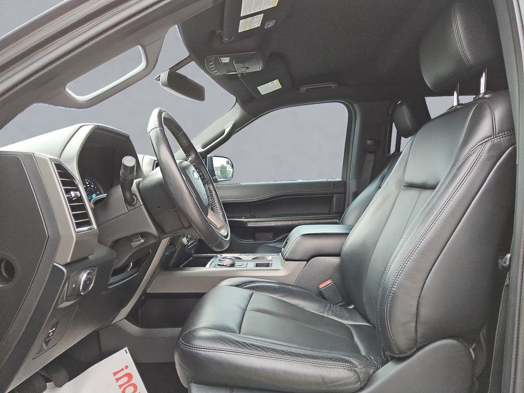 Used 2019 Ford Expedition XLT w/ Equipment Group 201A RWD image 9