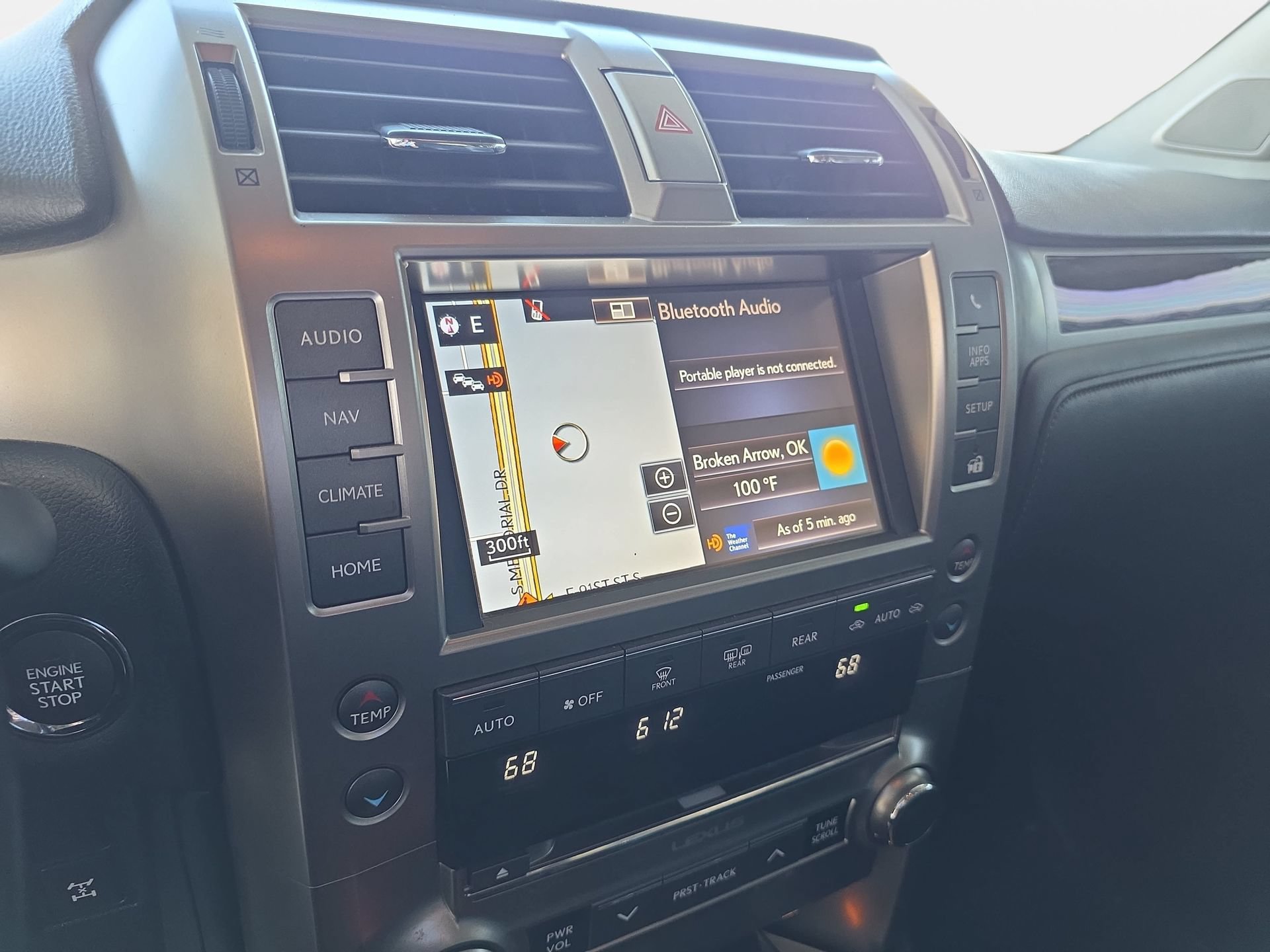 Used 2016 Lexus GX 460 w/ Premium Package AWD/4WD image 20