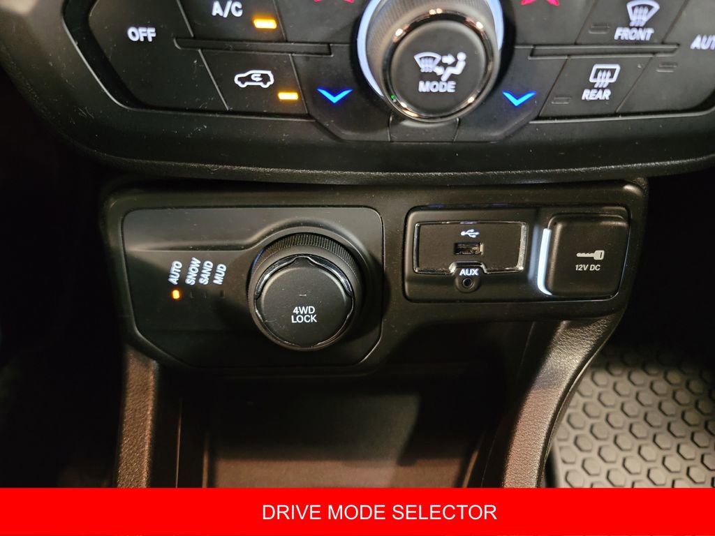 Used 2022 Jeep Renegade Altitude image 17