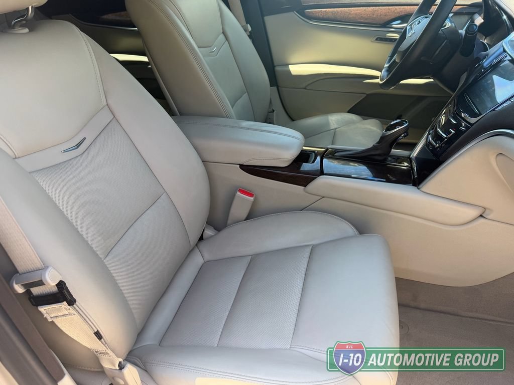 Used 2016 Cadillac XTS Luxury w/ Driver Awareness Package FWD image 13