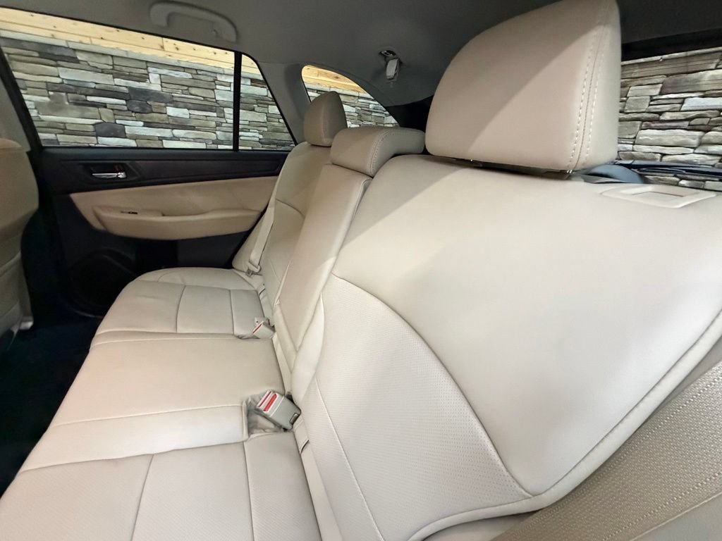 Used 2019 Subaru Outback 2.5i Limited AWD/4WD image 44