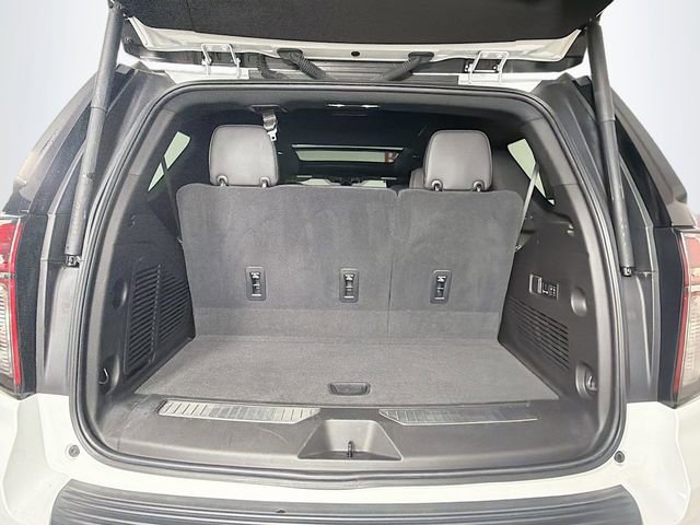 Used 2021 Chevrolet Tahoe RST w/ Luxury Package RWD image 32