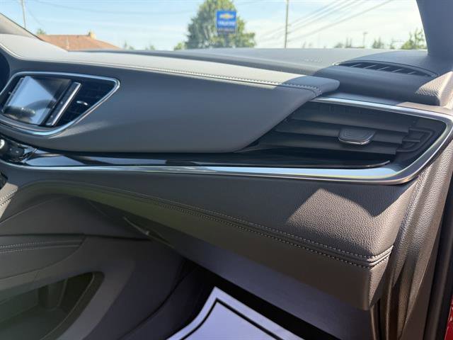 Used 2022 Buick Enclave Essence w/ Experience Buick Package image 15