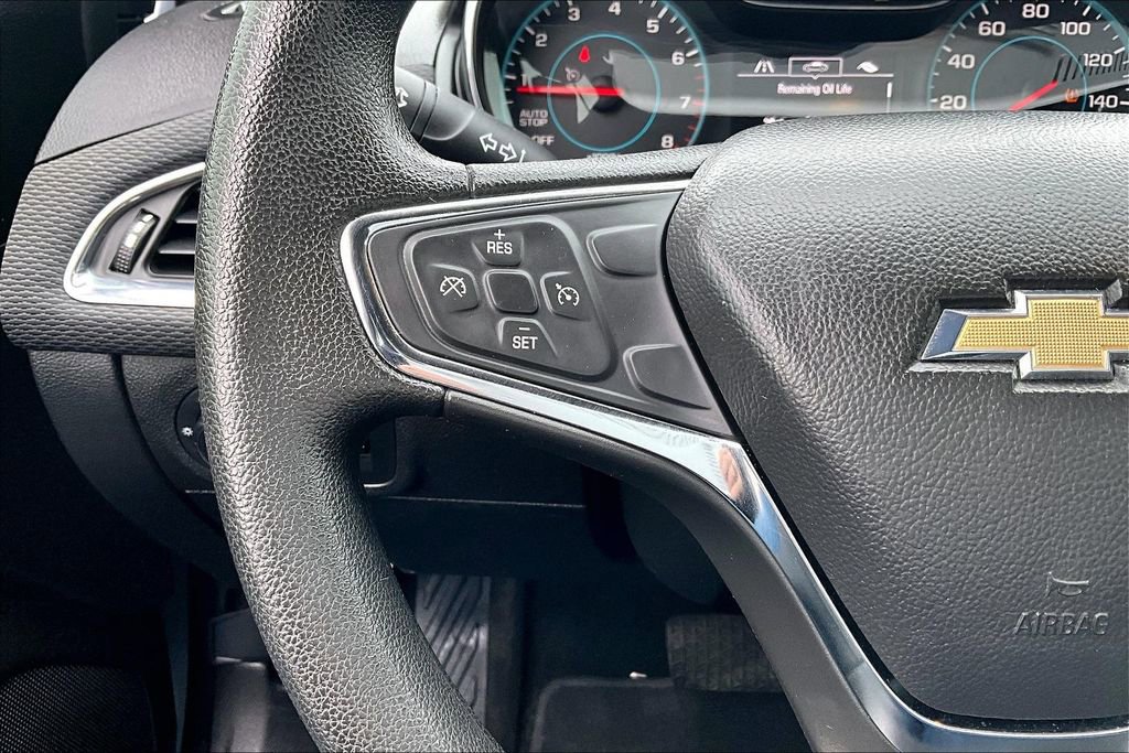 Used 2017 Chevrolet Cruze LT w/ Convenience Package image 18