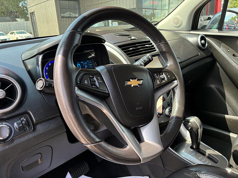 Used 2015 Chevrolet Trax LT w/ LT Plus Package FWD image 13