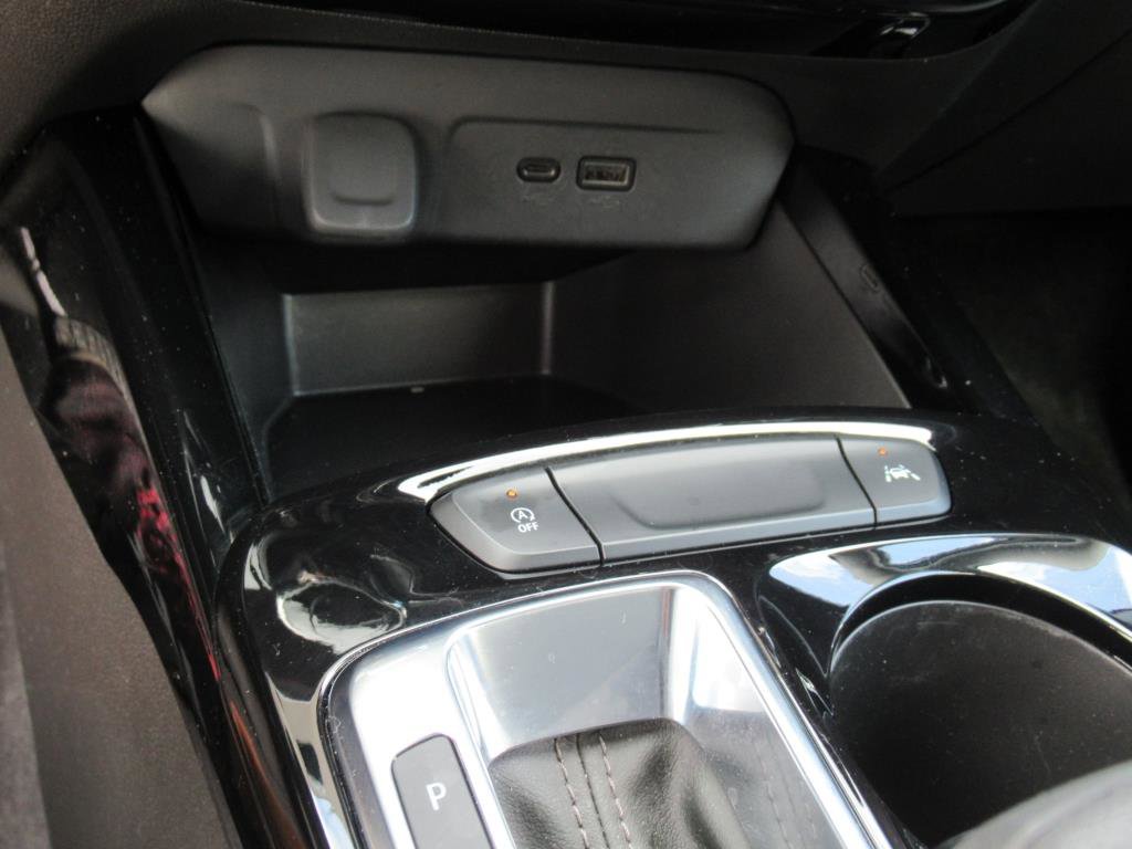 Used 2024 Chevrolet Trax LT w/ Driver Confidence Package image 25