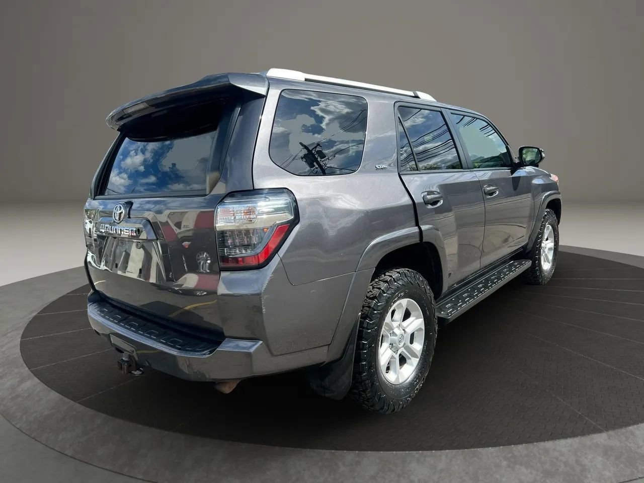 Used 2016 Toyota 4Runner Limited AWD/4WD image 5