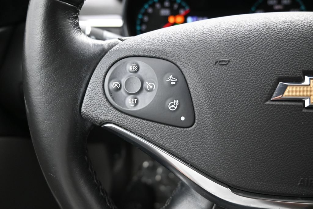 Used 2017 Chevrolet Impala Premier w/ Enhanced Convenience Package FWD image 14