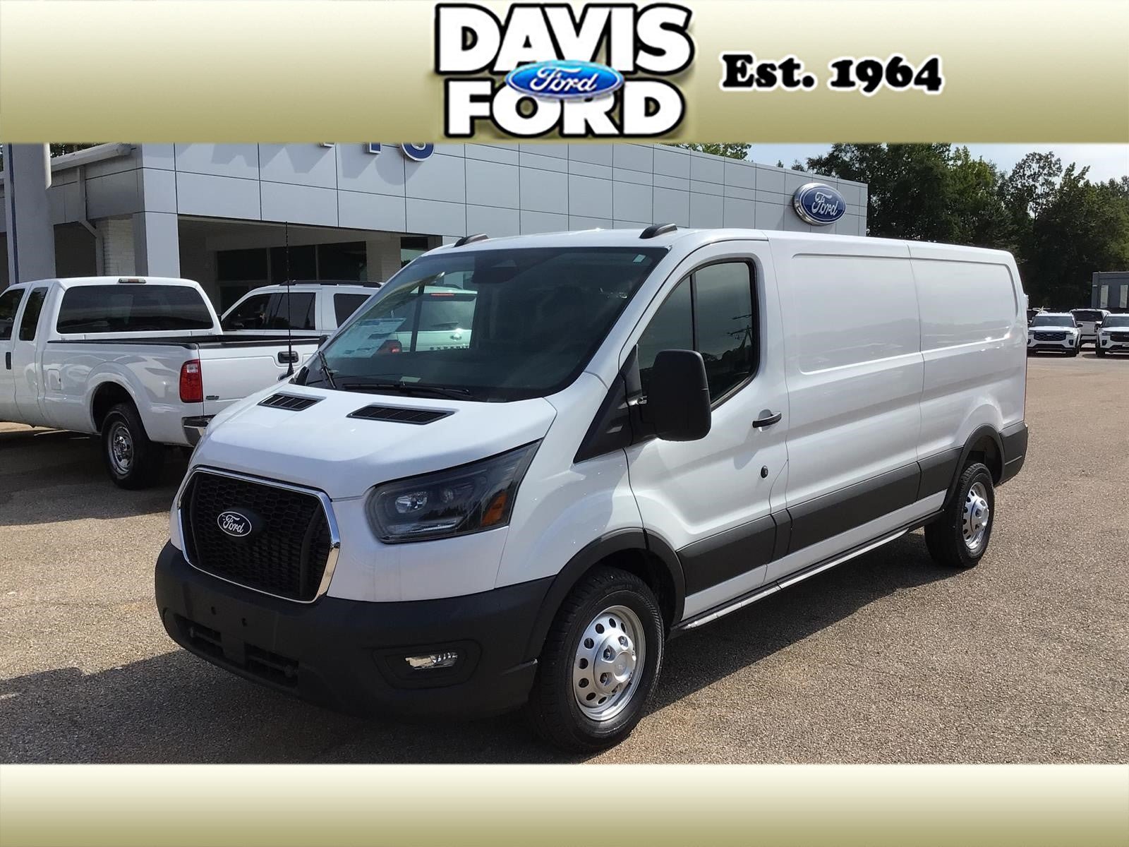 New 2026 Ford Transit 250 Low Roof AWD w/ Exterior Upgrade Package