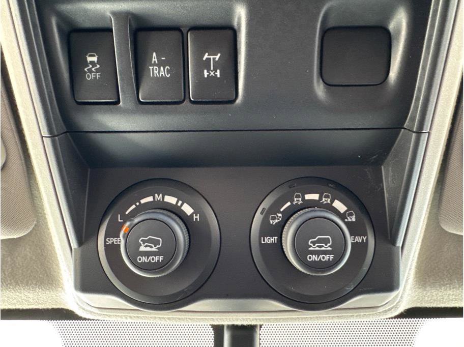 Used 2010 Toyota 4Runner Trail image 22