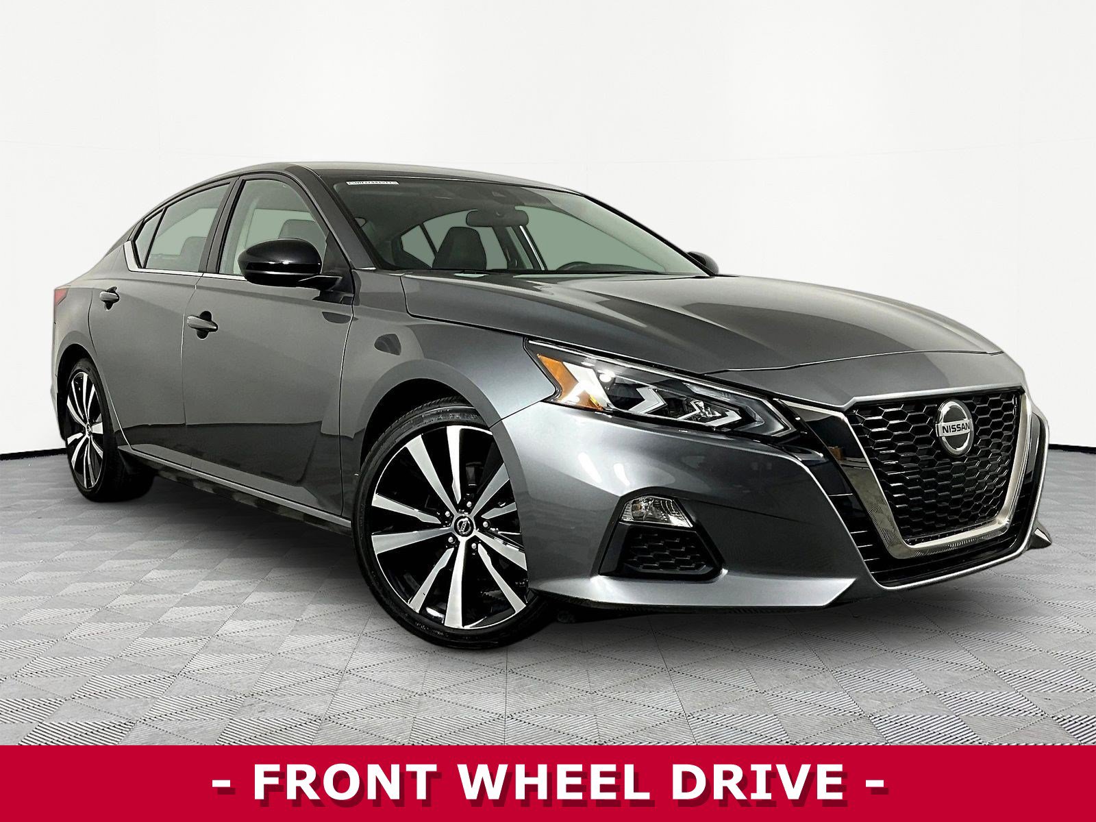 Certified 2022 Nissan Altima 2.5 SR FWD image 3