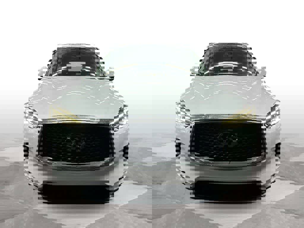 Used 2023 INFINITI QX50 Luxe image 3