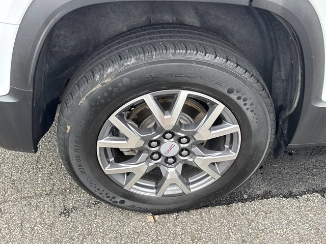 Used 2023 GMC Acadia SLT FWD image 19