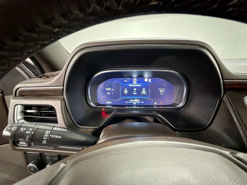 Used 2022 Chevrolet Tahoe LT image 11