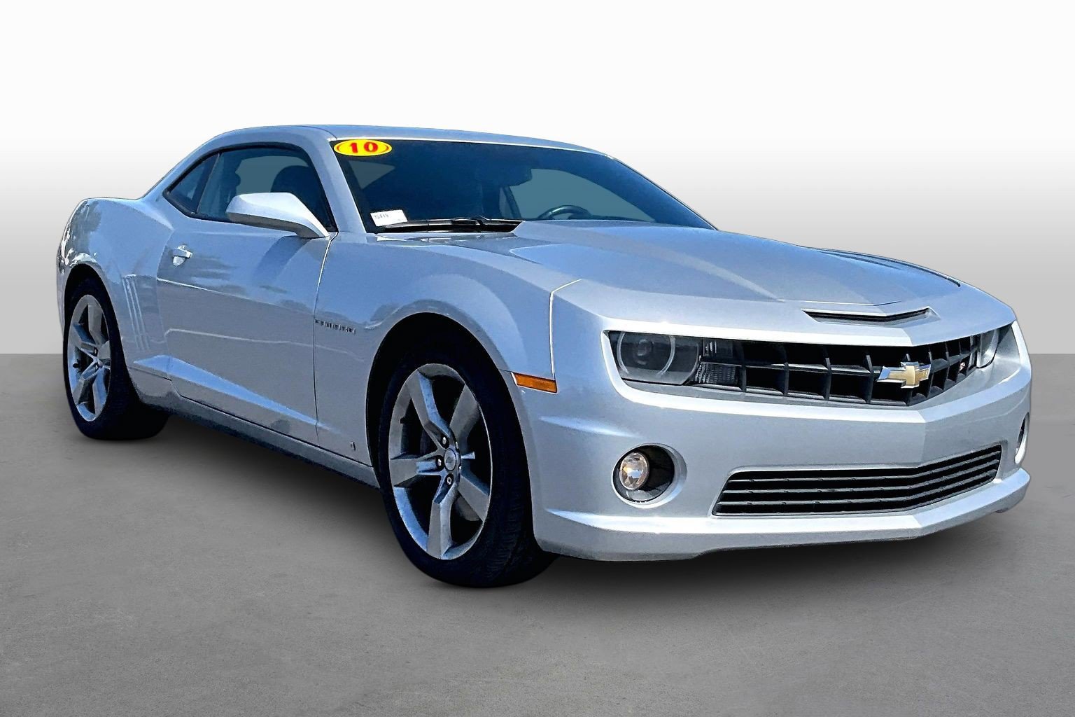Used 2010 Chevrolet Camaro SS w/ RS Package RWD image 8